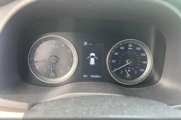 KM8J3CA21GU070408 2016 HYUNDAI TUCSON - Image 8