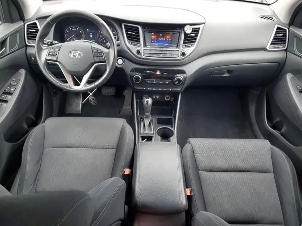 KM8J3CA21GU073390 2016 HYUNDAI TUCSON - Image 8