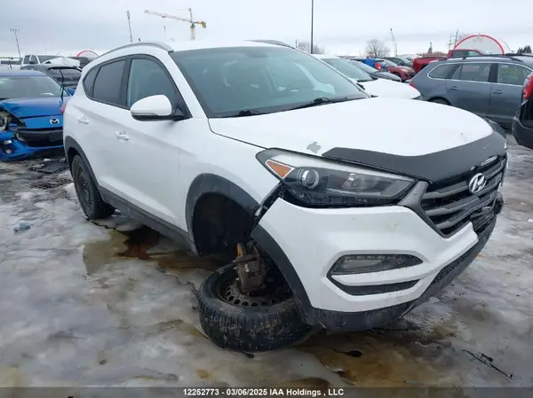 KM8J3CA21GU077794 2016 HYUNDAI TUCSON - Image 1