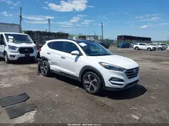 KM8J3CA21GU088701 2016 HYUNDAI TUCSON