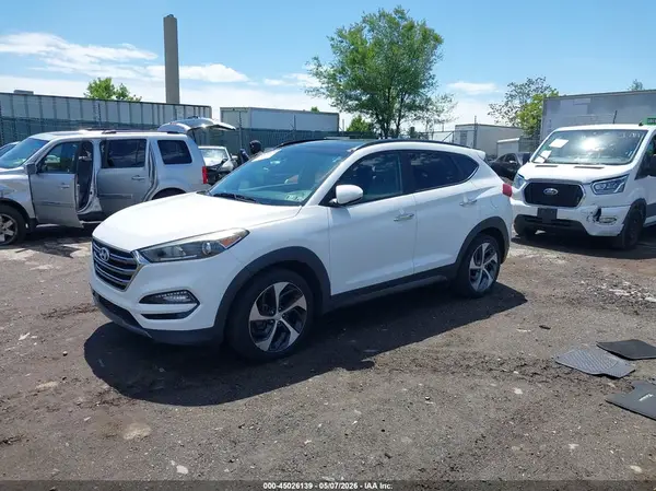 KM8J3CA21GU088701 2016 HYUNDAI TUCSON - Image 2