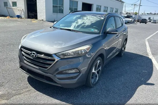 KM8J3CA21GU099245 2016 HYUNDAI TUCSON - Image 2