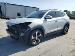 KM8J3CA21GU114701 2016 HYUNDAI TUCSON