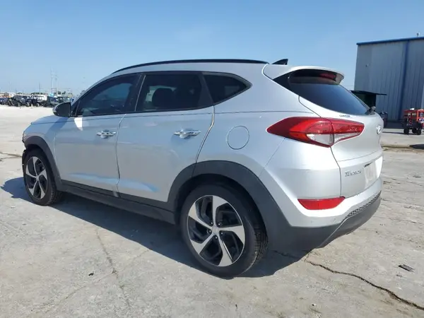KM8J3CA21GU114701 2016 HYUNDAI TUCSON - Image 2