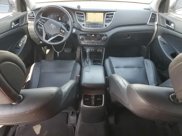 KM8J3CA21GU114701 2016 HYUNDAI TUCSON - Image 8