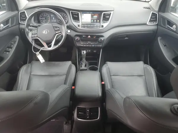 KM8J3CA21GU119963 2016 HYUNDAI TUCSON - Image 8