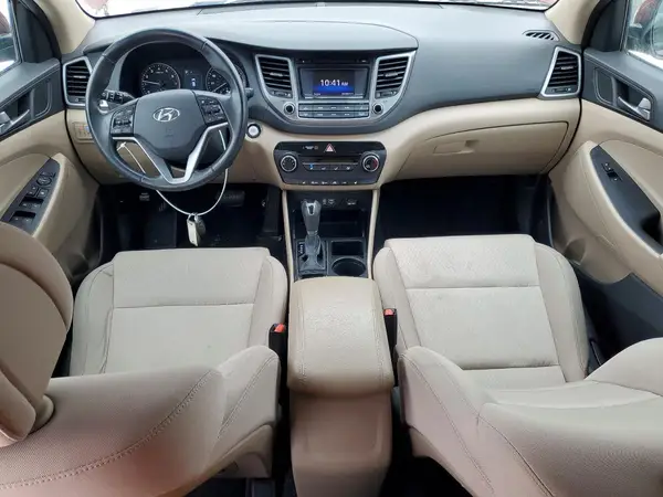 KM8J3CA21GU124807 2016 HYUNDAI TUCSON - Image 8