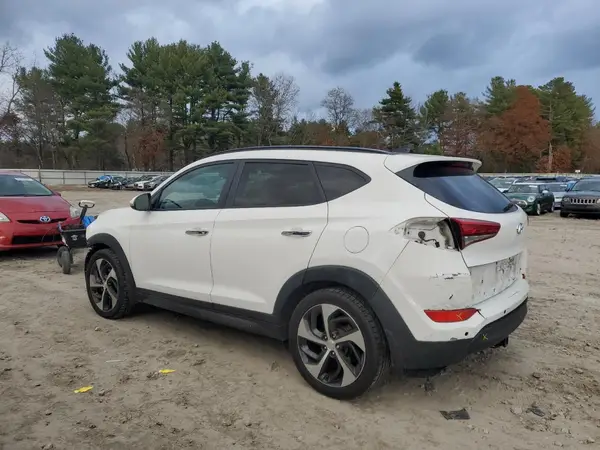 KM8J3CA21GU130672 2016 HYUNDAI TUCSON - Image 2