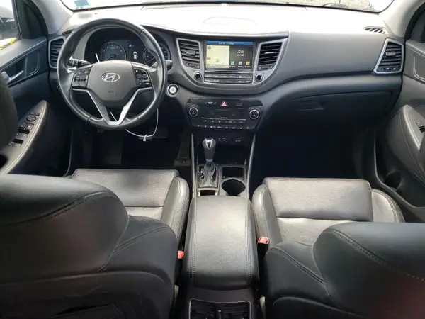 KM8J3CA21GU137945 2016 HYUNDAI TUCSON - Image 8