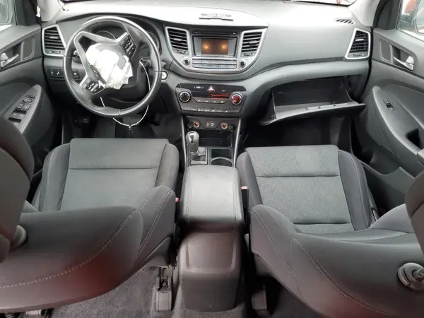 KM8J3CA21GU138173 2016 HYUNDAI TUCSON - Image 8