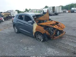 KM8J3CA21GU138223 2016 HYUNDAI TUCSON