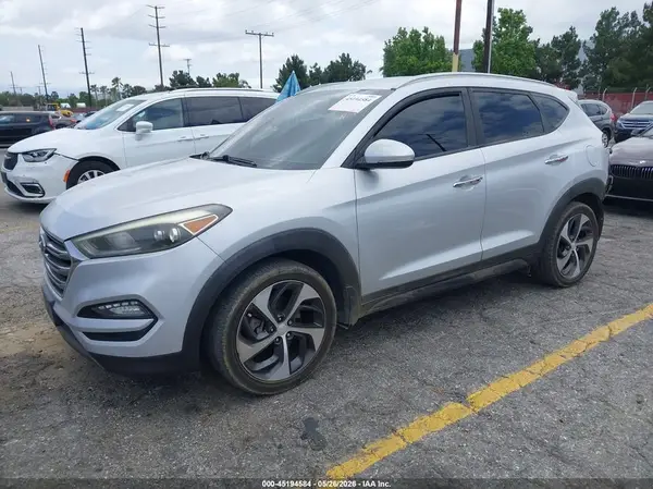 KM8J3CA21GU163980 2016 HYUNDAI TUCSON - Image 2