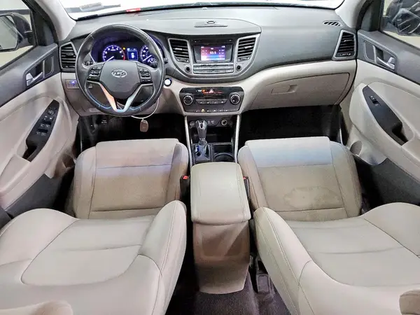 KM8J3CA21GU170654 2016 HYUNDAI TUCSON - Image 8