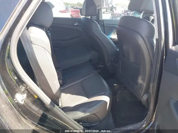 KM8J3CA21GU175904 2016 HYUNDAI TUCSON - Image 8