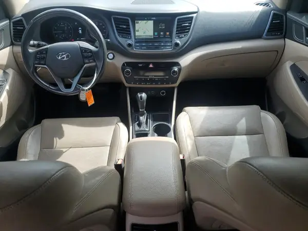 KM8J3CA21GU186434 2016 HYUNDAI TUCSON - Image 8
