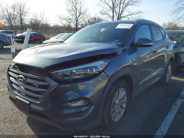 KM8J3CA21GU186532 2016 HYUNDAI TUCSON - Image 2