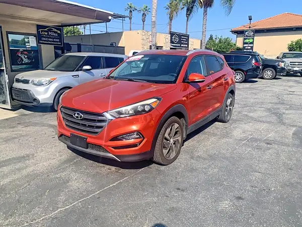 KM8J3CA21GU191519 2016 HYUNDAI TUCSON - Image 2