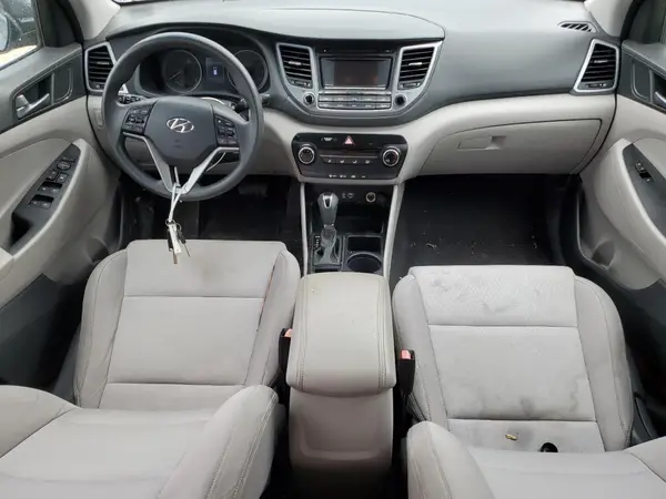 KM8J3CA21GU226141 2016 HYUNDAI TUCSON - Image 8