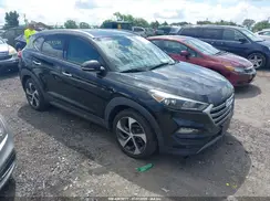 KM8J3CA21GU237558 2016 HYUNDAI TUCSON