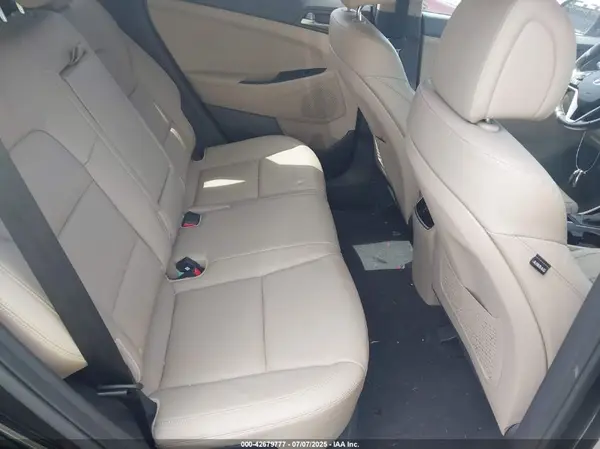 KM8J3CA21GU237558 2016 HYUNDAI TUCSON - Image 8