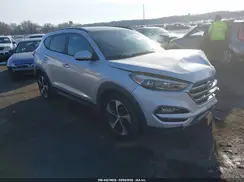 KM8J3CA21GU246650 2016 HYUNDAI TUCSON