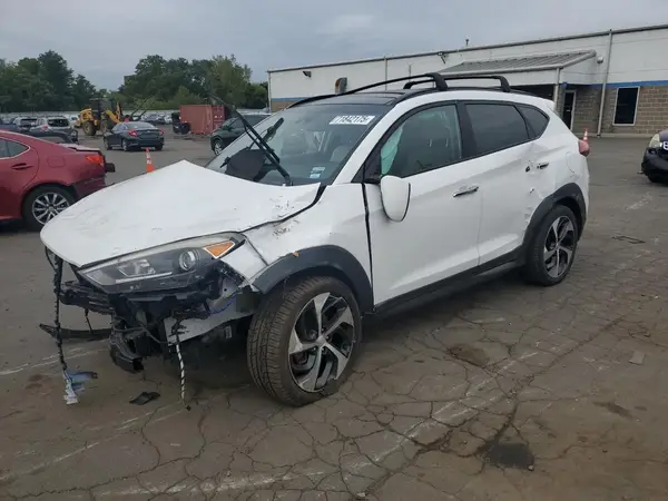 KM8J3CA21GU262296 2016 HYUNDAI TUCSON - Image 1