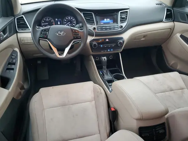 KM8J3CA21HU271260 2017 HYUNDAI TUCSON - Image 8