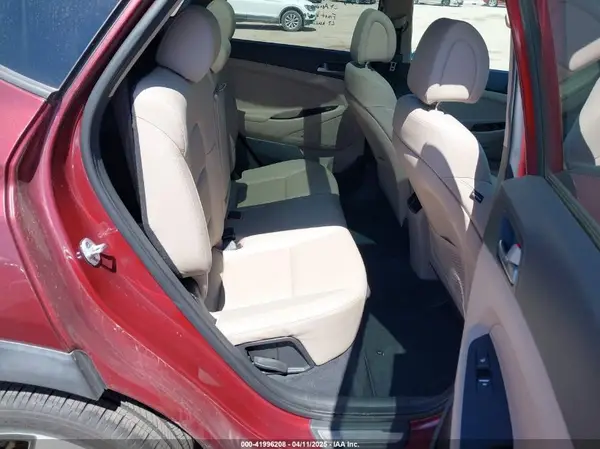 KM8J3CA21HU275146 2017 HYUNDAI TUCSON - Image 7