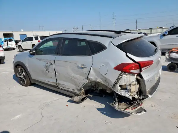 KM8J3CA21HU286020 2017 HYUNDAI TUCSON - Image 2