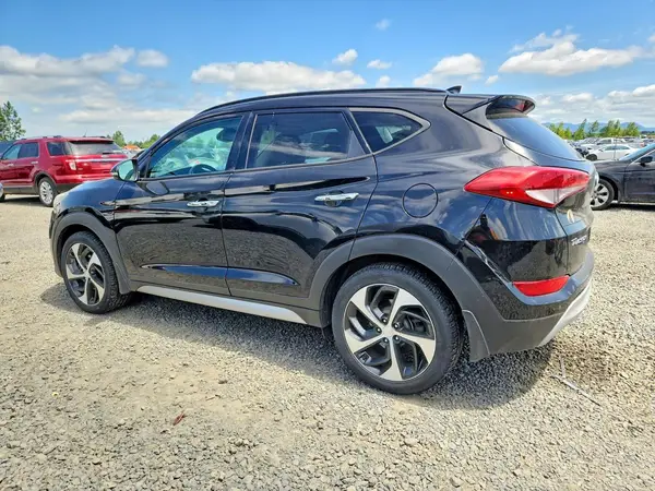KM8J3CA21HU288320 2017 HYUNDAI TUCSON - Image 2