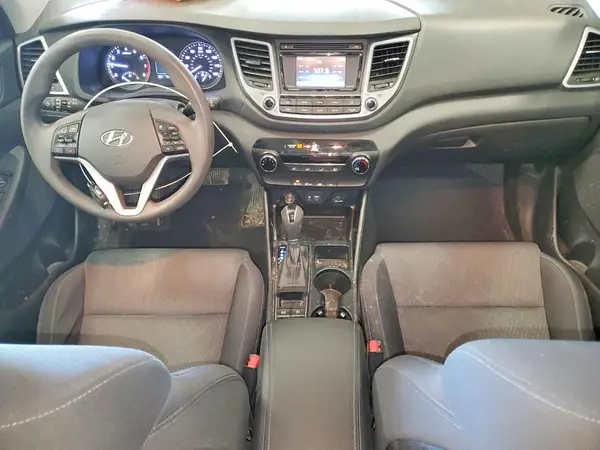 KM8J3CA21HU291492 2017 HYUNDAI TUCSON - Image 8