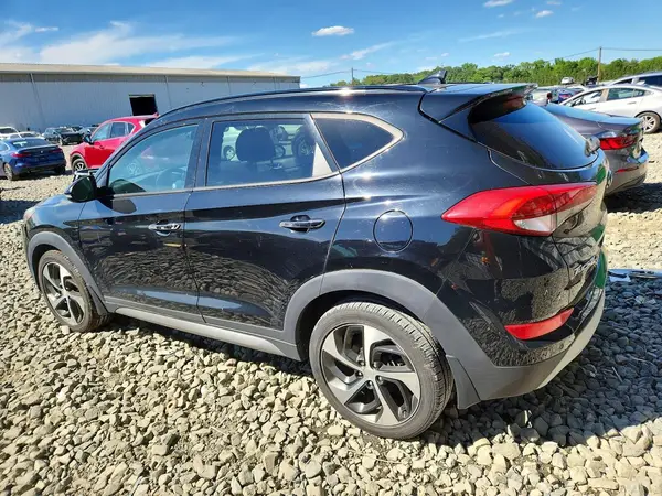 KM8J3CA21HU294280 2017 HYUNDAI TUCSON - Image 2