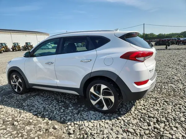 KM8J3CA21HU299463 2017 HYUNDAI TUCSON - Image 2