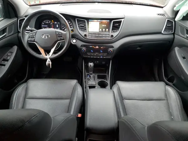KM8J3CA21HU308856 2017 HYUNDAI TUCSON - Image 8