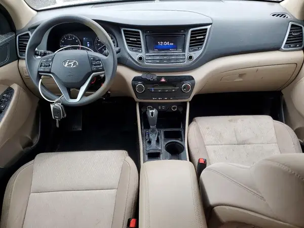 KM8J3CA21HU322501 2017 HYUNDAI TUCSON - Image 8