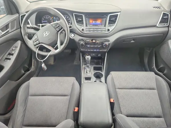 KM8J3CA21HU364795 2017 HYUNDAI TUCSON - Image 8