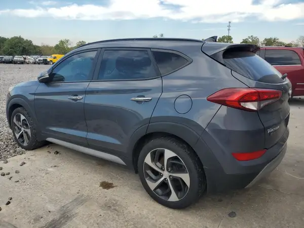 KM8J3CA21HU371200 2017 HYUNDAI TUCSON - Image 2