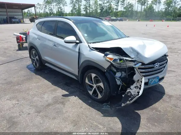 KM8J3CA21HU371729 2017 HYUNDAI TUCSON - Image 1