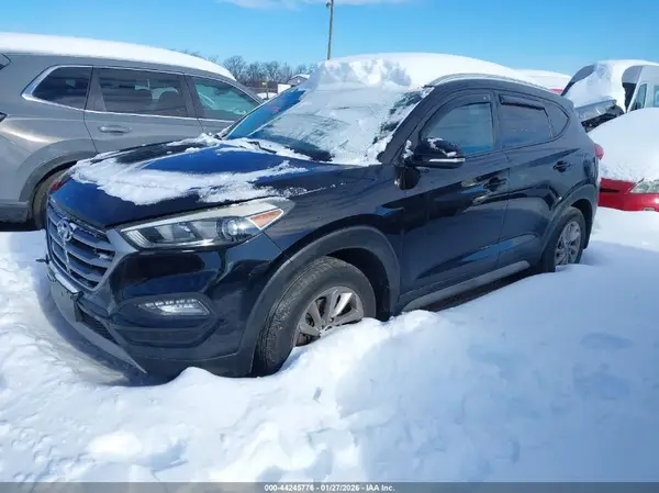 KM8J3CA21HU371892 2017 HYUNDAI TUCSON - Image 2