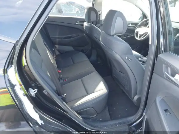 KM8J3CA21HU371892 2017 HYUNDAI TUCSON - Image 8