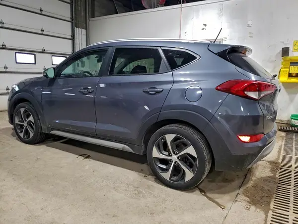 KM8J3CA21HU384464 2017 HYUNDAI TUCSON - Image 2