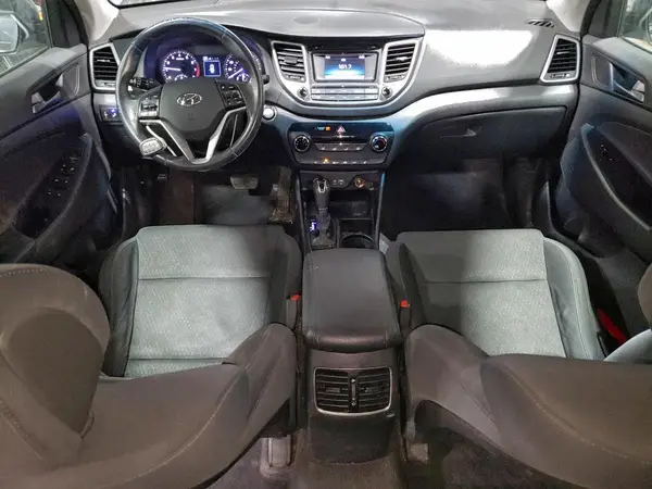 KM8J3CA21HU384464 2017 HYUNDAI TUCSON - Image 8