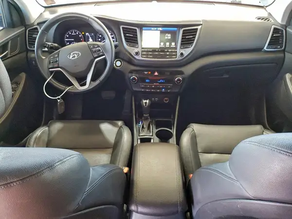 KM8J3CA21HU386022 2017 HYUNDAI TUCSON - Image 8