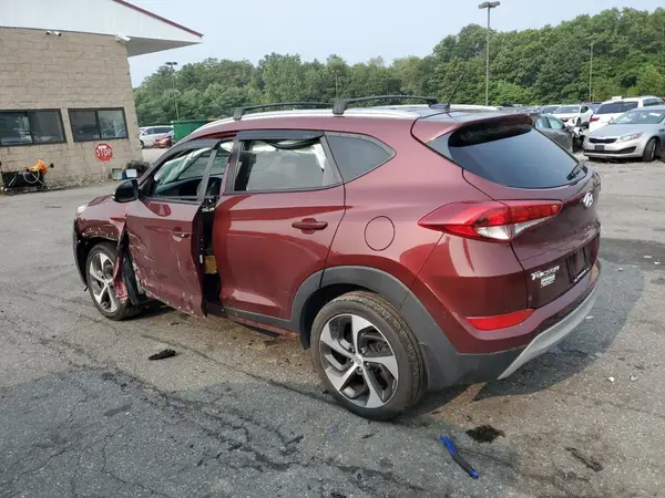 KM8J3CA21HU387672 2017 HYUNDAI TUCSON - Image 2