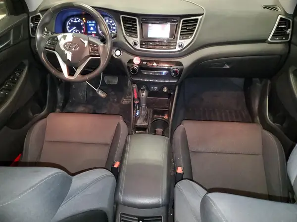 KM8J3CA21HU424638 2017 HYUNDAI TUCSON - Image 8