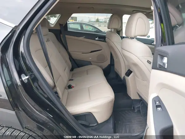 KM8J3CA21HU435722 2017 HYUNDAI TUCSON - Image 8