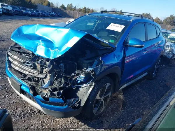 KM8J3CA21HU475332 2017 HYUNDAI TUCSON - Image 2