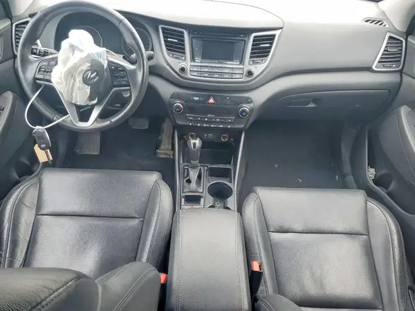KM8J3CA21HU487352 2017 HYUNDAI TUCSON - Image 8