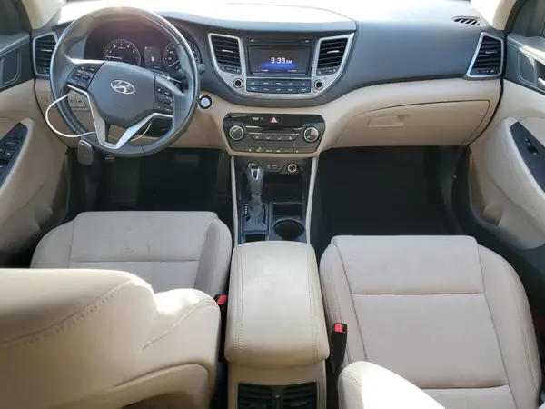 KM8J3CA21HU532032 2017 HYUNDAI TUCSON - Image 8