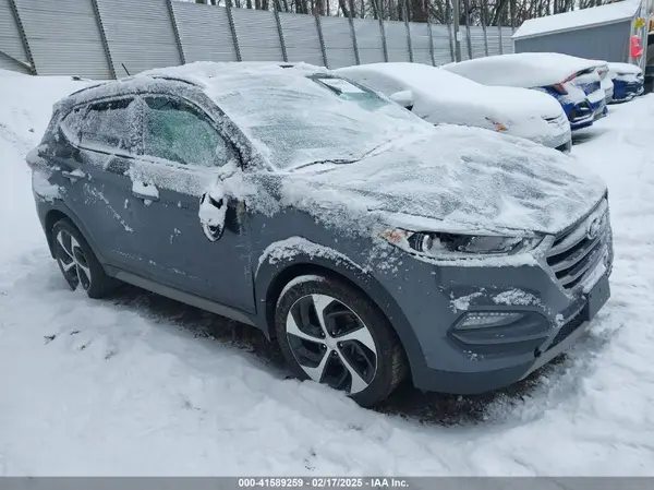 KM8J3CA21HU552183 2017 HYUNDAI TUCSON - Image 1